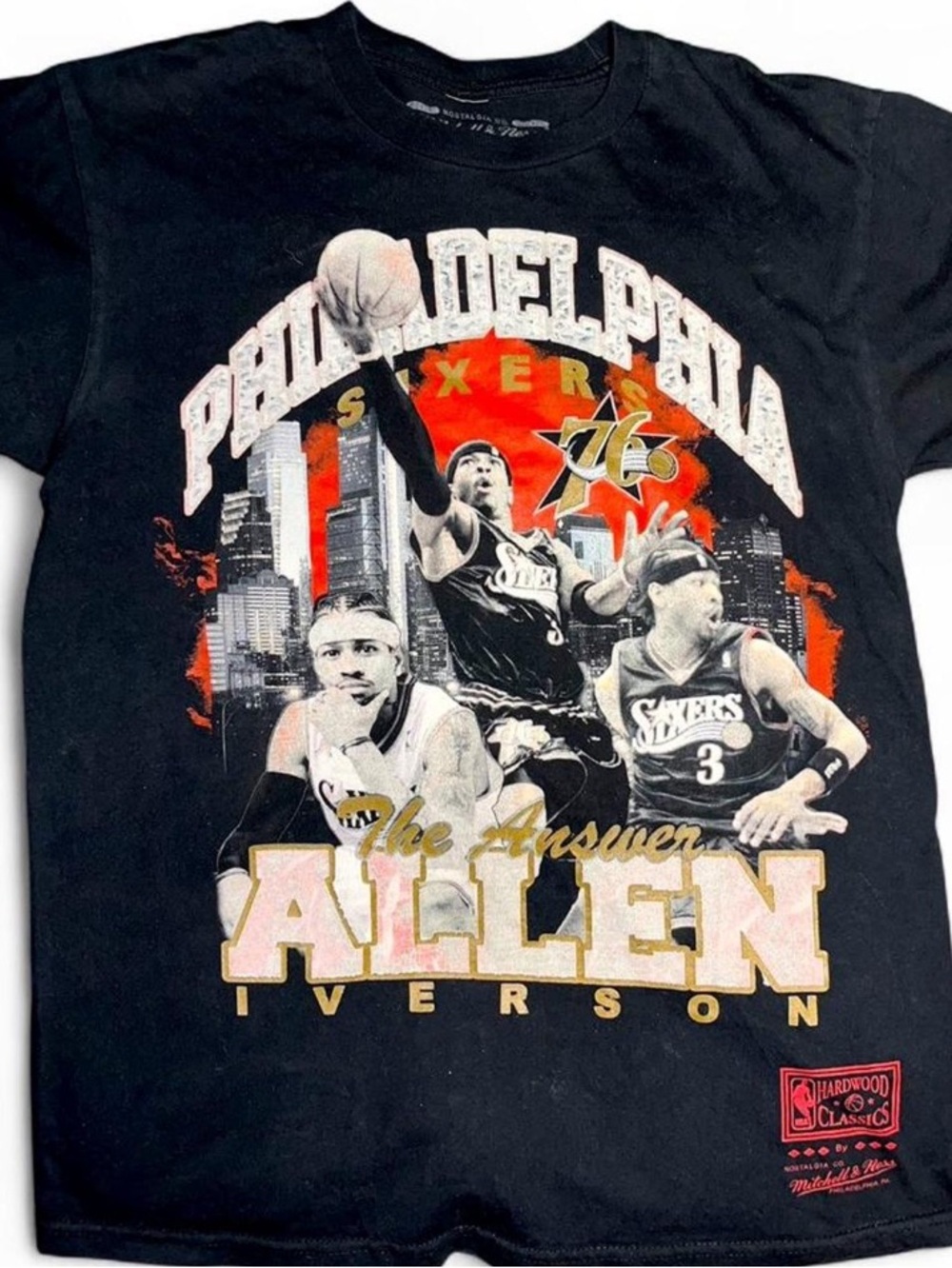 Vintage Mitchell & Ness Allen Iverson Philadelphia
76ers Shirt The Answer Medium